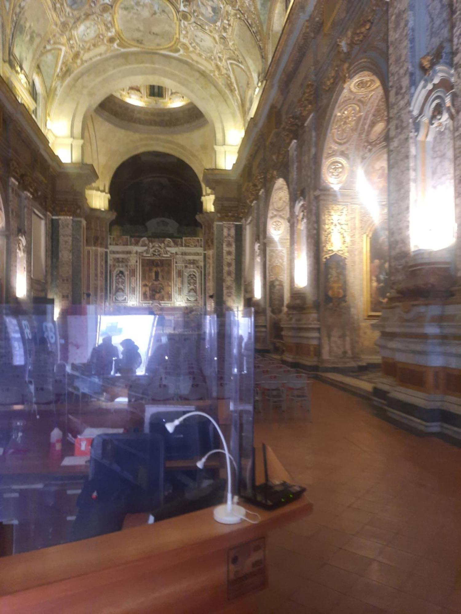Casa Del Caravaggio Apartment เนเปิลส์ ภายนอก รูปภาพ
