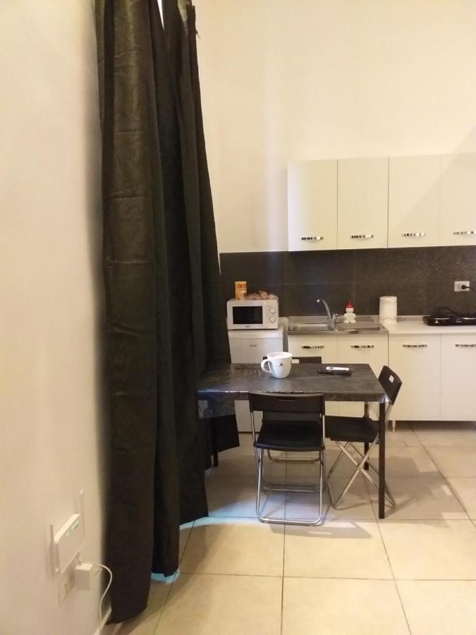 Casa Del Caravaggio Apartment เนเปิลส์ ภายนอก รูปภาพ